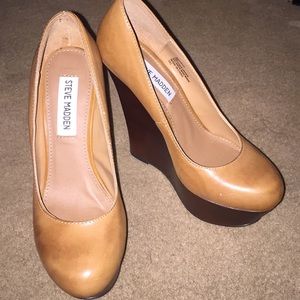 Steve Madden Wedges!